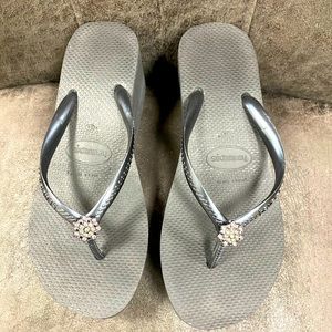 Haviana Wedge with Swarovski Crystals